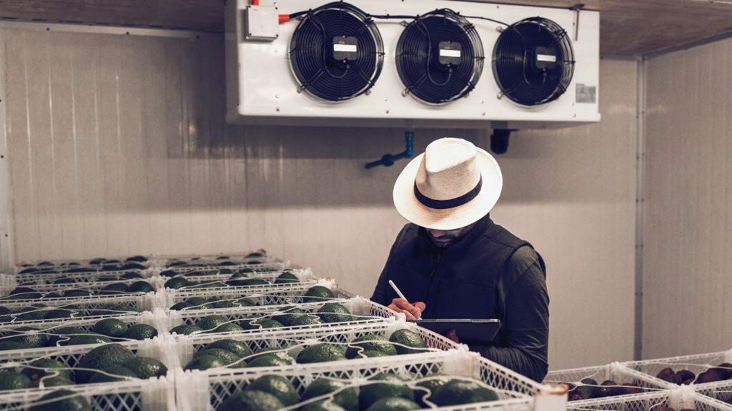 Worker with a tablet