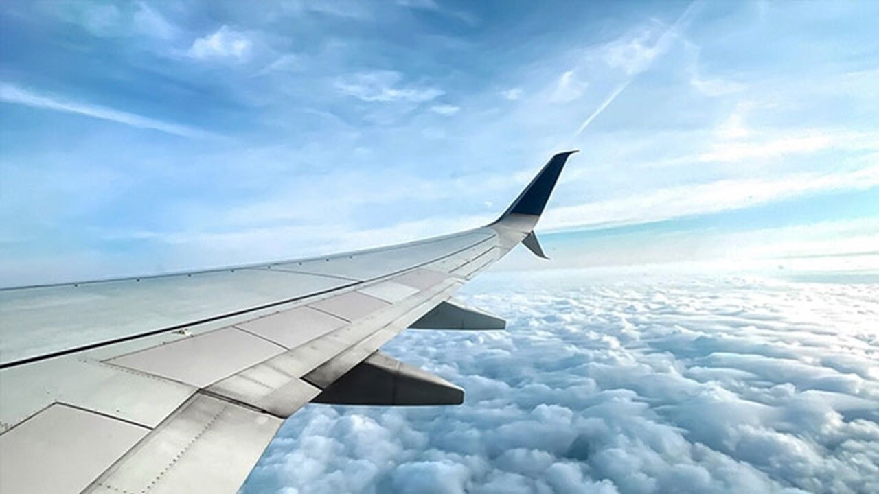 A rear view of a plane in the sky, signifying the new wings Maersk Air freight gave to Accur8 Distribution.